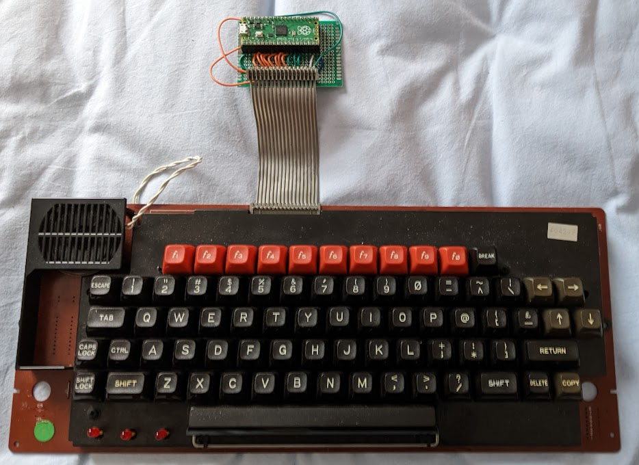 bbc micro keyboard connected via ribbon cable to pico using board from previous image