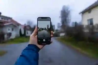 Do photos help resolution of FixMyStreet reports?